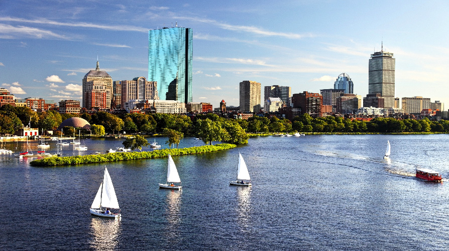 Boston. Fue una de las primeras ciudades en lanzar iniciativas inteligentes, con miras a convertirse en un espacio para startups y empresas relacionadas con la innovación y la tecnología, complementando iniciativas con centros de investigación y universidades.